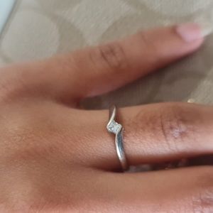 Michael Hill Promise Ring with Diamonds in 10kt White Gold